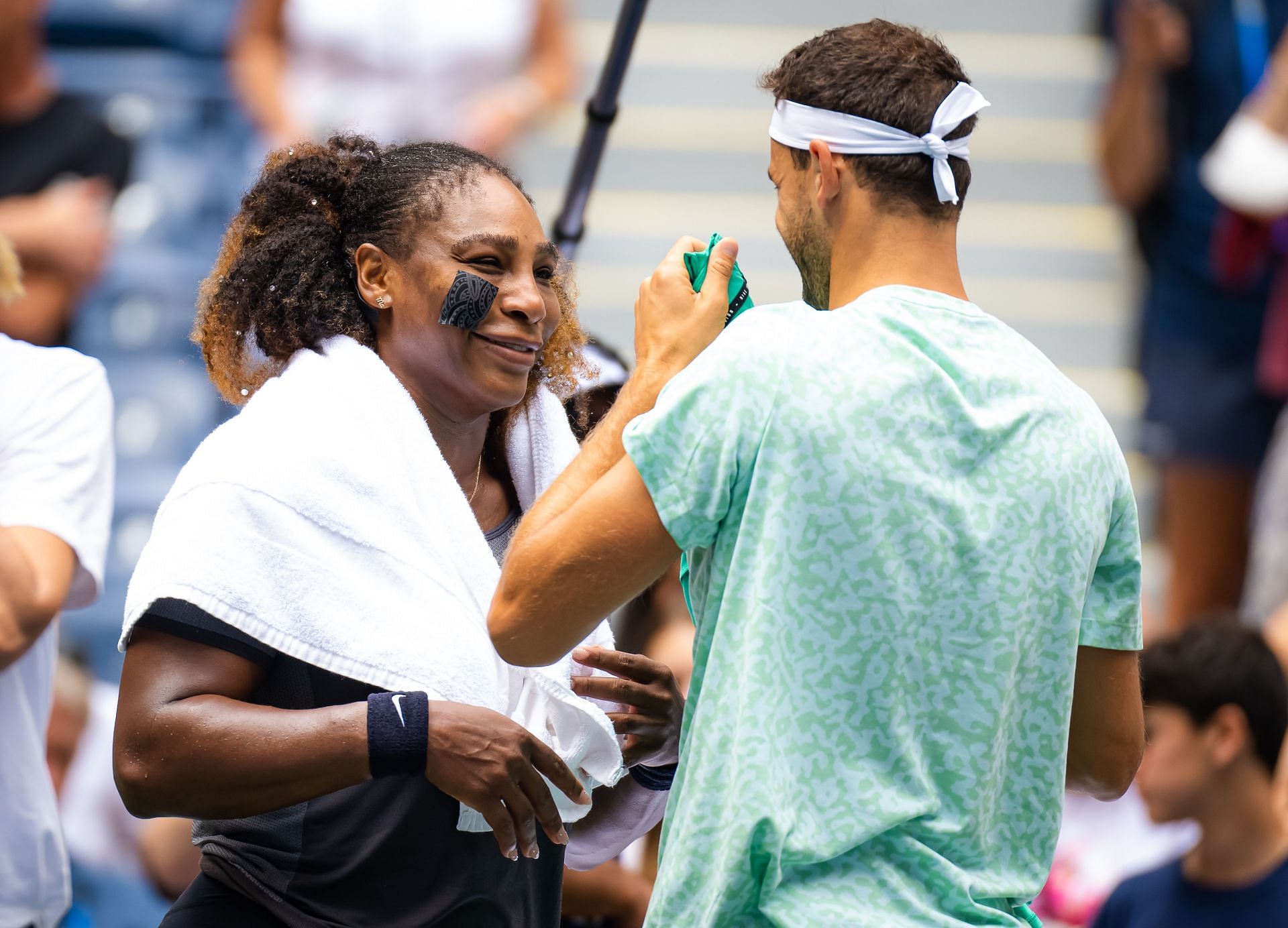Serena Williams trains with Grigor Dimitrov at the US Open 2022 | Image Source: Getty